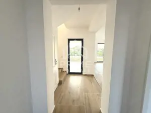 Casă modernă cu 3 dormitoare și teren 250 mp, în Micești – finisată complet - imagine 16