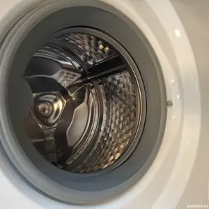 Mașina de spalat haine Miele  - imagine 5