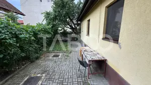Casa individuala curte libera 300mp 8 camere zona Calea Poplacii Sibiu - imagine 2