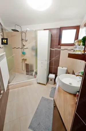 Vanzare apartament modern cu 3 camere in Galati, Arcasilor, cu terasa, mobilat si utilat - imagine 10