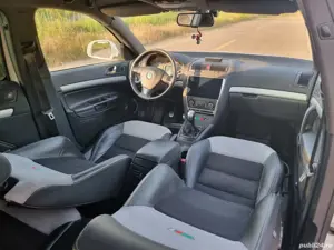 Skoda Octavia RS - imagine 3