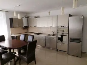 Ofer spre Închiriere pe termen lung apartament cu  3 camere, 98 mp - imagine 3 Ofer spre Închiriere pe termen lung apartament cu  3 camere, 98 mp - imagine 3