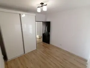 Ofer spre Închiriere pe termen lung apartament cu  3 camere, 98 mp - imagine 4 Ofer spre Închiriere pe termen lung apartament cu  3 camere, 98 mp - imagine 4