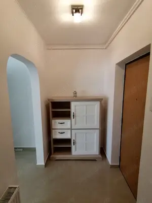 Ofer spre Închiriere pe termen lung apartament cu  3 camere, 98 mp - imagine 9 Ofer spre Închiriere pe termen lung apartament cu  3 camere, 98 mp - imagine 9