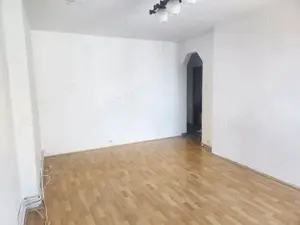 De vanzare apartament 4 camere Sannicolau Mare, la 5 min de spitalul orășenesc - imagine 2 De vanzare apartament 4 camere Sannicolau Mare, la 5 min de spitalul orășenesc - imagine 2