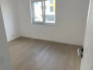 Vand apartament 3 camere - imagine 10