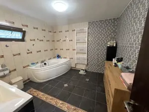 Caransebes, Casa la Cheie P+E+M, Zona ACR - imagine 17