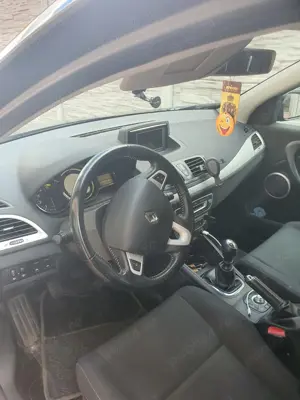 Vand Renault megane 3 - imagine 8
