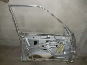 Usa stanga fata Merdecedes Benz 190 - imagine 3