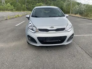 Kia Rio 2012  euro5 1.1 diesel 108661 km Day Light - imagine 5