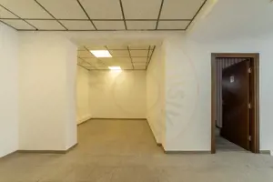 Spatiu ultracentral  de INCHIRIAT - 110 mp utili, VITRINA STRADALA - imagine 4