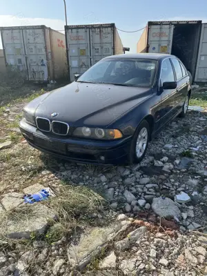 Dezmembrez BMW E39 520d Facelift
