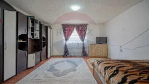 Casă / Vilă cu 3 camere de vânzare - imagine 7