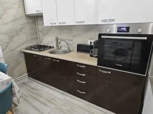 Casa renovata complet – zona Mall – - imagine 11