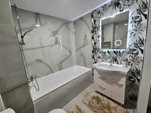 Casa renovata complet – zona Mall – - imagine 18