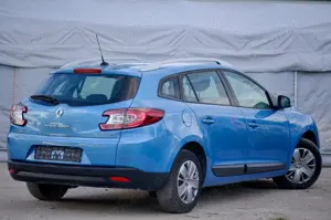 Renault Megane 3 - 2012 - 1.5 DCI - Navigatie - imagine 3 Renault Megane 3 - 2012 - 1.5 DCI - Navigatie - imagine 3