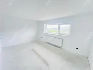 Casa individuala in Cisnadioara cu 4 camere 2 bai terasa teren 1170 mp - imagine 4