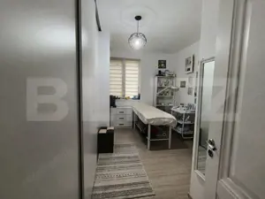 Casa ultra finisată și mobilata cu 3 camere 1 living și o terasă generoasă  - imagine 10