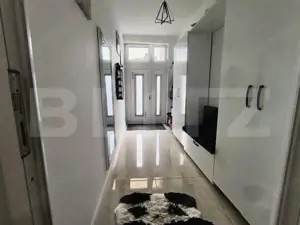 Casa ultra finisată și mobilata cu 3 camere 1 living și o terasă generoasă  - imagine 15