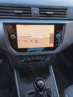 Seat Arona 1,6 TDI - imagine 9