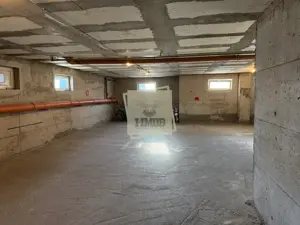 Apartament 3 camere 2 bai  balcon si parcare subterana pe Aleea Streiu - imagine 14