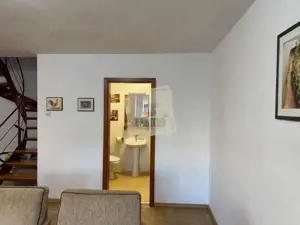 Apartament 3 camere 2 bai  balcon si parcare subterana pe Aleea Streiu - imagine 3