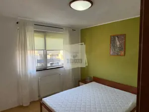 Apartament 3 camere 2 bai  balcon si parcare subterana pe Aleea Streiu - imagine 8