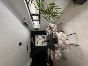 Casă moderna cu design minimalist  - imagine 2