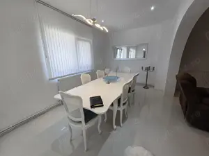 Casă la cheie în zona centrală în Birda cu teren 1.439 mp - imagine 2