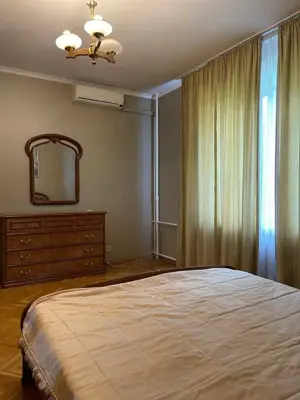 Garsoniera in zona Cotroceni