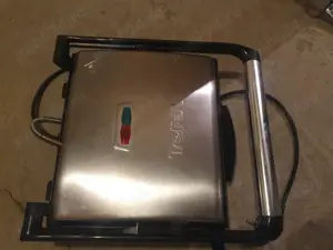 Grătar electric multifuncțional Tefal , funcție panini, depozitare verticala