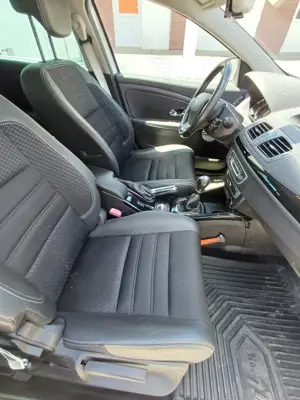 Renault megane 3 - imagine 4 Renault megane 3 - imagine 4