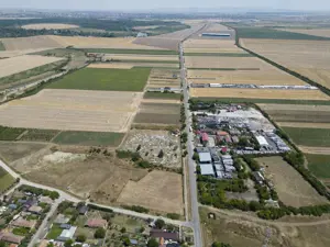 Teren intravilan 6.005 mp in Zădăreni - imagine 8 Teren intravilan 6.005 mp in Zădăreni - imagine 8