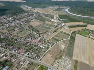 Teren intravilan 6.005 mp in Zădăreni - imagine 12 Teren intravilan 6.005 mp in Zădăreni - imagine 12