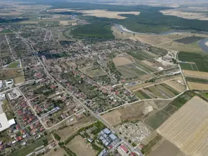 Teren intravilan 6.005 mp in Zădăreni - imagine 16 Teren intravilan 6.005 mp in Zădăreni - imagine 16