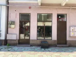 Spatiu comercial central Lugoj - imagine 2