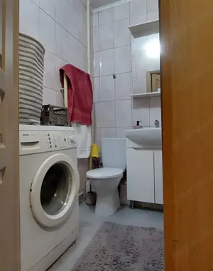 Garsoneira in zona Izvor - imagine 3