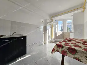 Apartament cu 4 camere, vedere spre Dunăre - imagine 5