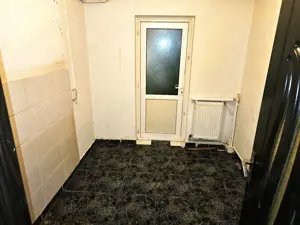 Apartament 3 camere – parter – zona 2 Cocosi, Micro 20 - imagine 4 Apartament 3 camere – parter – zona 2 Cocosi, Micro 20 - imagine 4