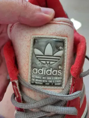 Adidasi Adidas Unisex sports shoes leather Size 43 - imagine 4