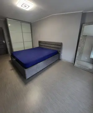 Garsoniera langa Gara de Nord