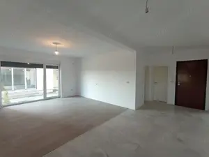 2 CAMERE LUX Kaufland pretabil farmacie