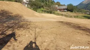 Teren intravilan de vinzare