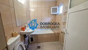 PACII- 3 CAMERE DECOMANDAT ,GAZ, SUPRAFATA 70 MP - imagine 10