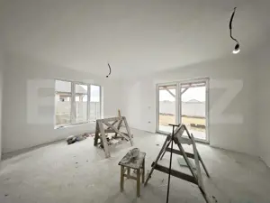 Casa  la alb la Santandrei