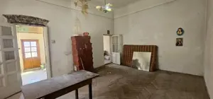 Casa de vanzare – Zona Centru, Strada Garii – 65.000€ - imagine 3