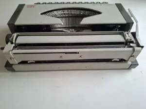 Vand masina de scris  - imagine 4