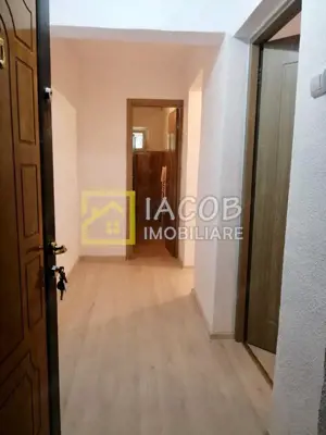Apartament parter 2 CD, zona Lidl Gara - imagine 2