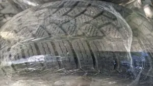 Vând urgent anvelope auto