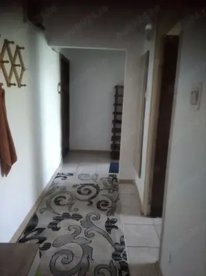 Inchiriez apartament 3 camere Brazda zona Simplon - imagine 6